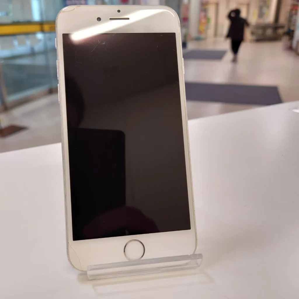 画面割れ iPhone6 買取