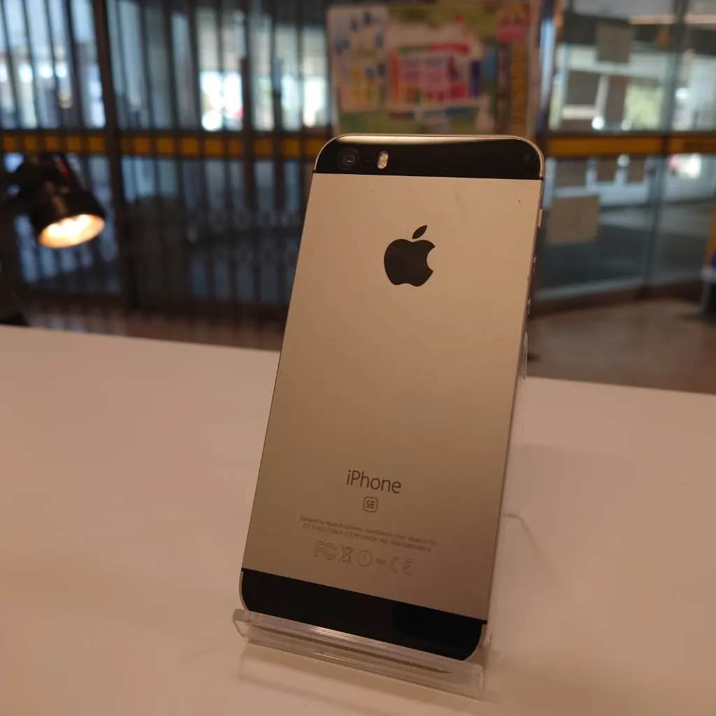 起動不良のiPhoneSE買取