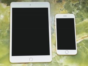 iPadとiPhoneの比較イメージ