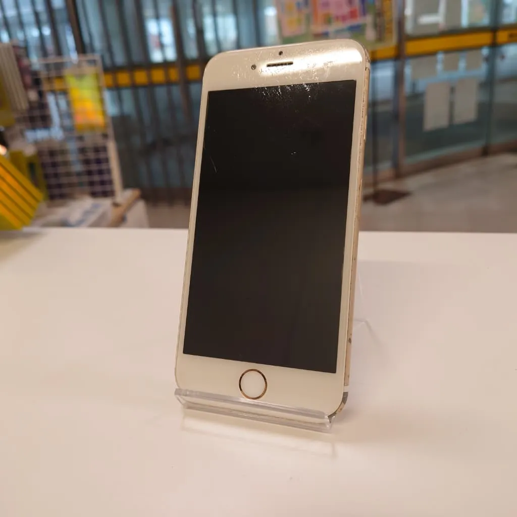 古くなり故障しているiPhone買取