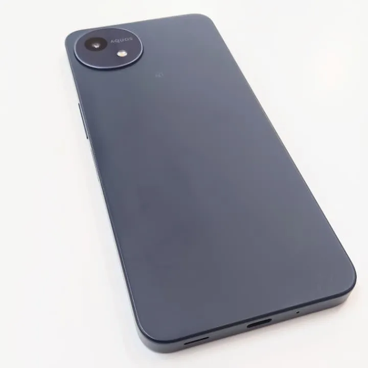 画面に傷があるAQUOS wish4買取