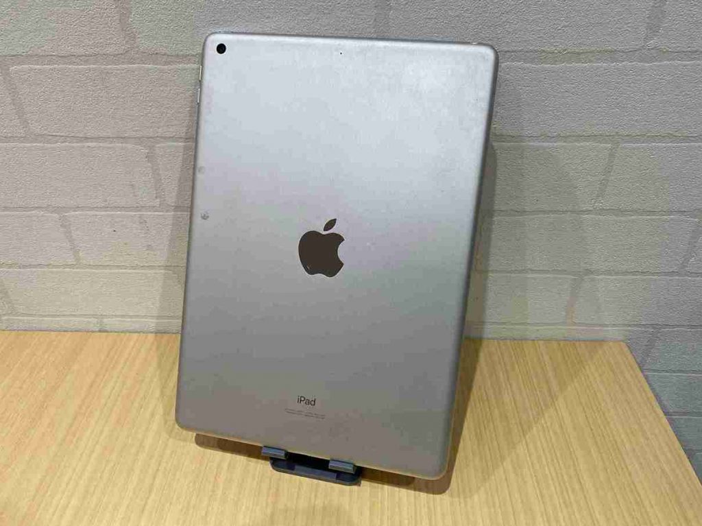iPad第8世代の32GBのシルバーを買取 大阪