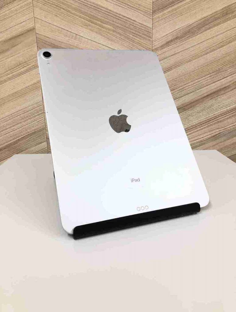 iPad pro 11インチ