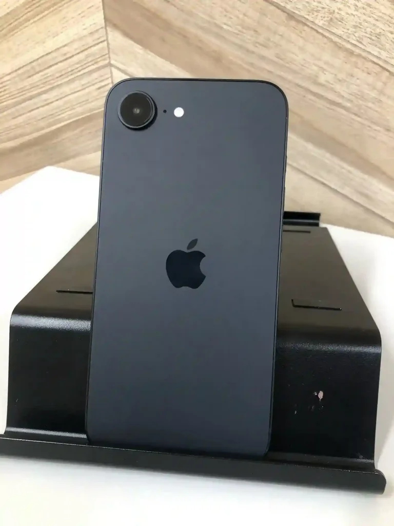 iPhone16e