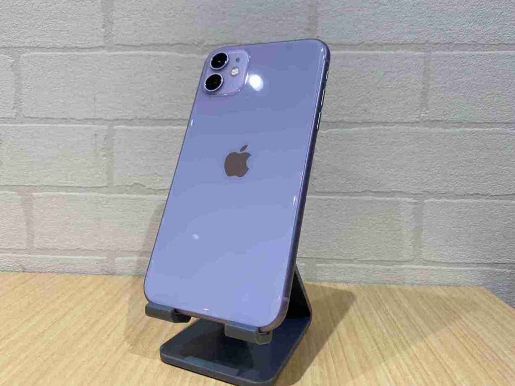 iPhone11 256GB  パープルの買取 大阪北区 アルファロジック