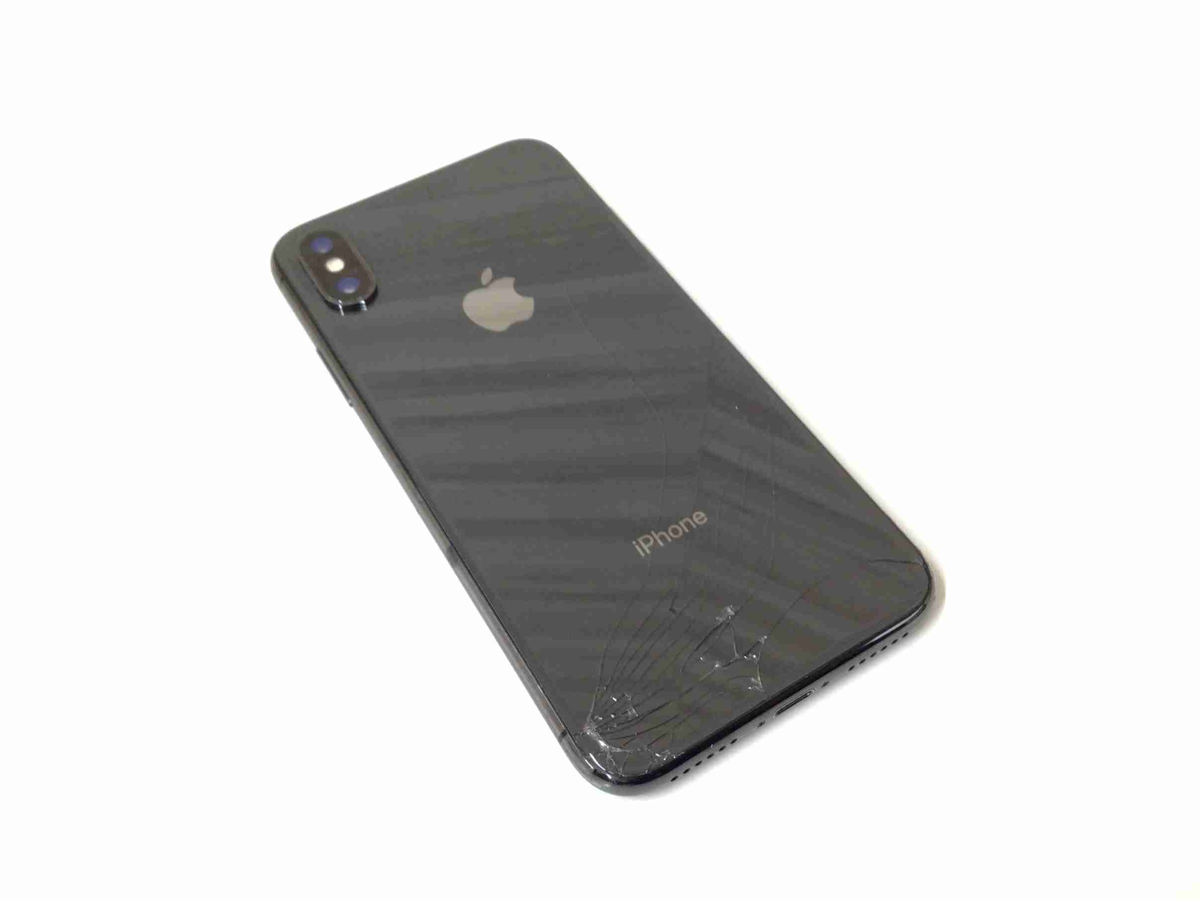 割れているスマホもしっかり買取させていただきます!