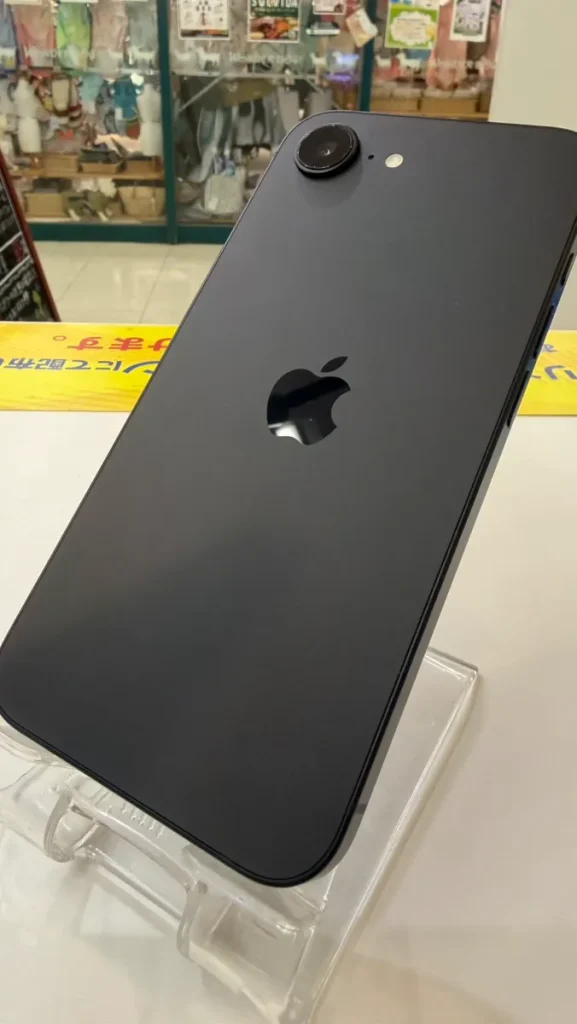 iPhone16e