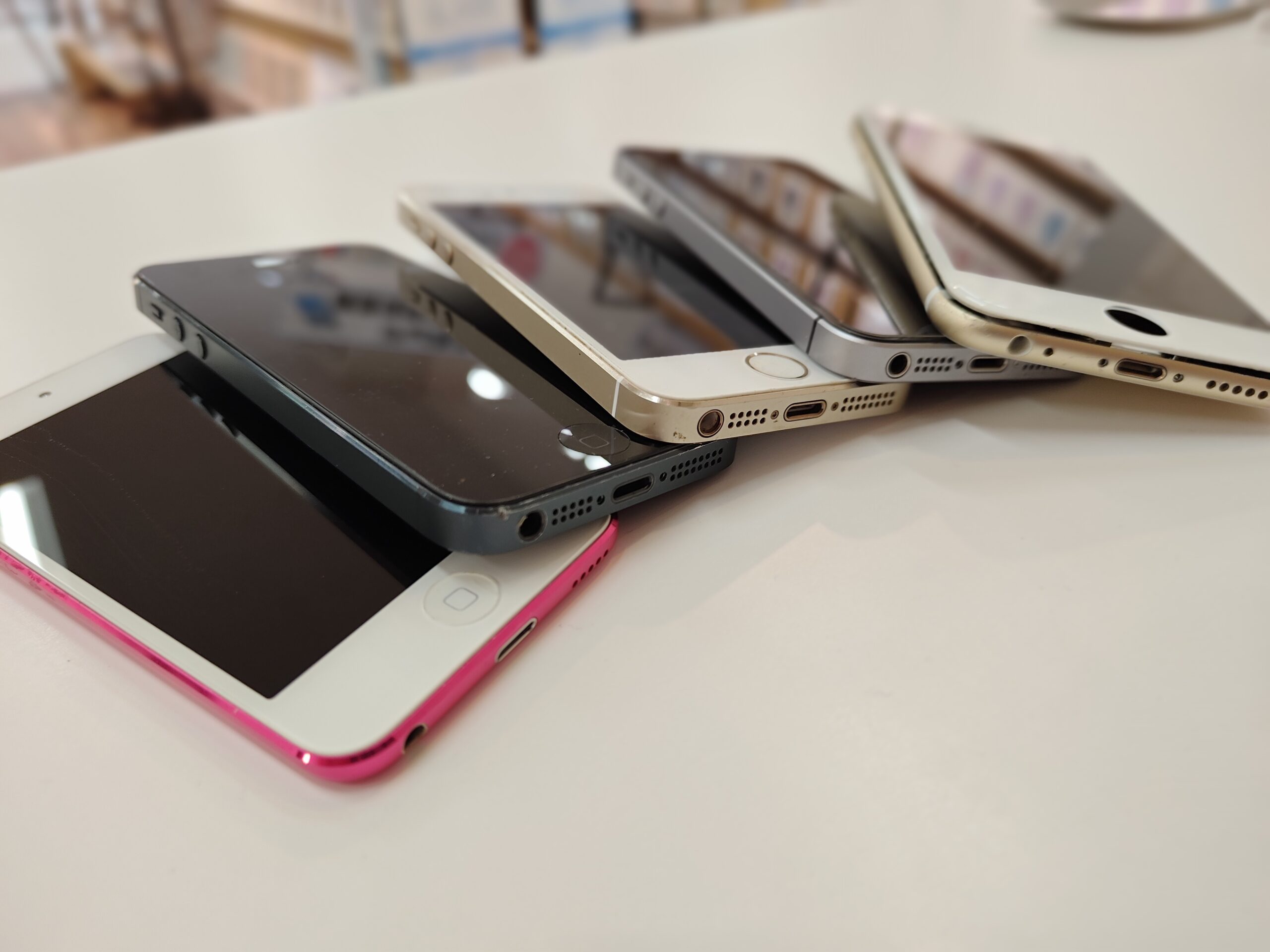 iPhoneやスマホ、タブレットの買取ならアルファロジック イオン札幌栄町店にお任せください！