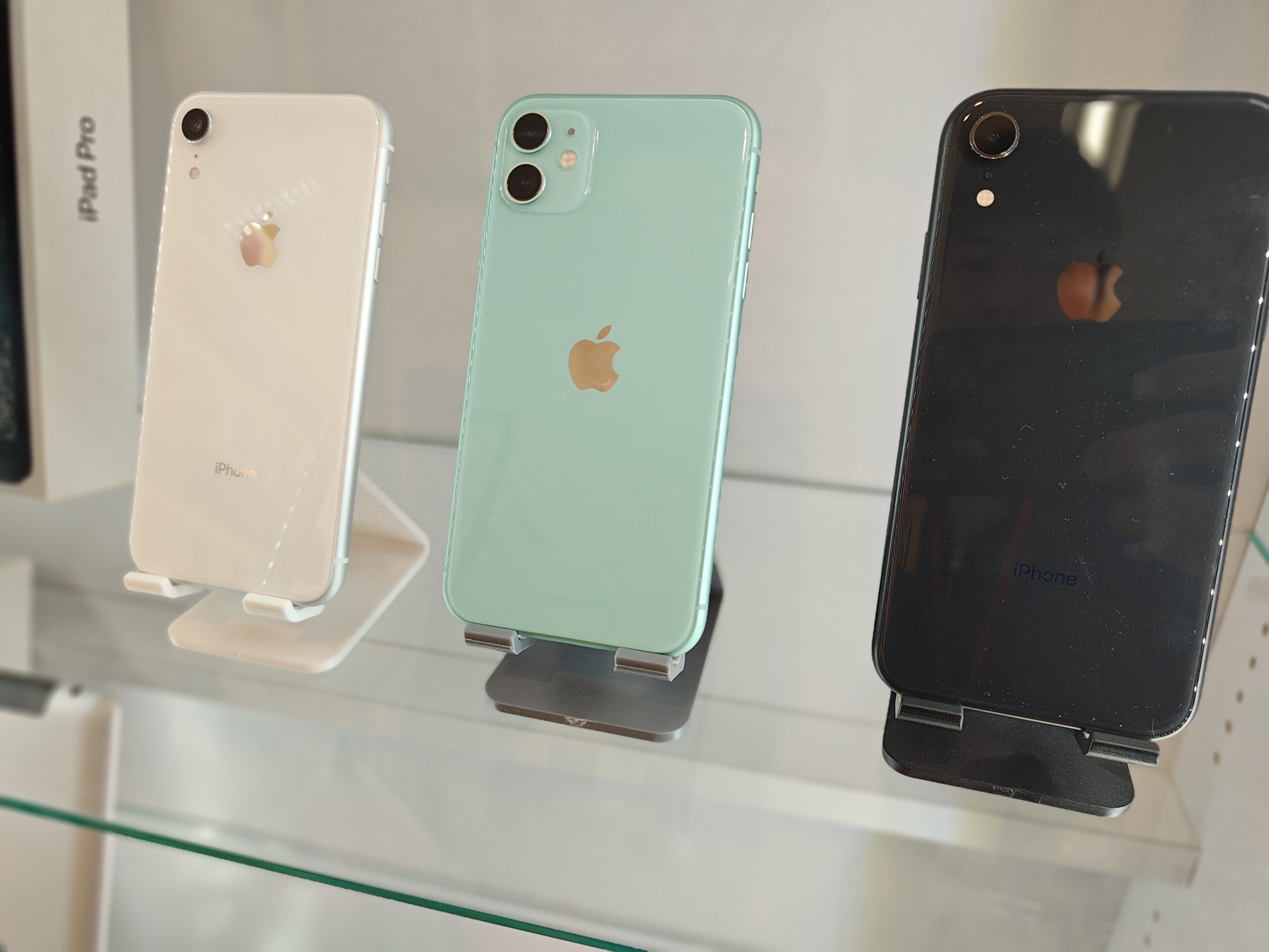 iPhoneやスマホ、タブレットの買取ならアルファロジック イオン札幌栄町店にお任せください！