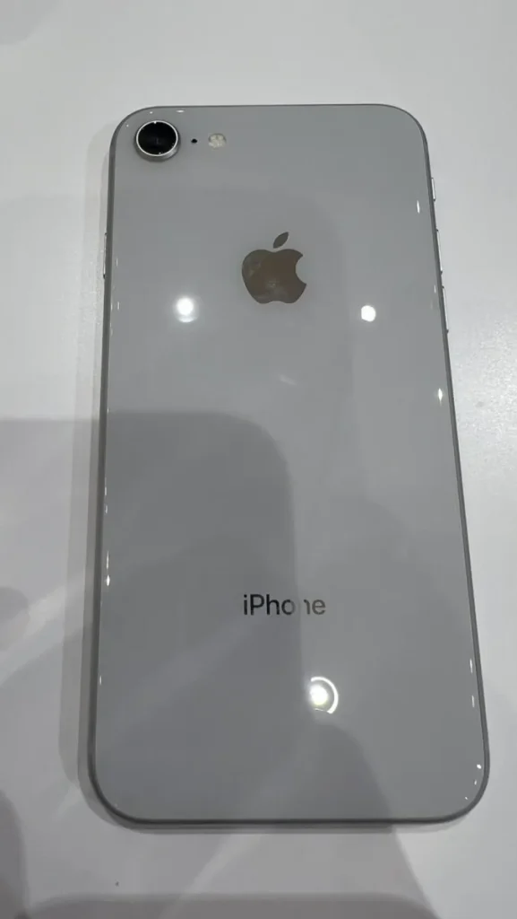 iPhone8