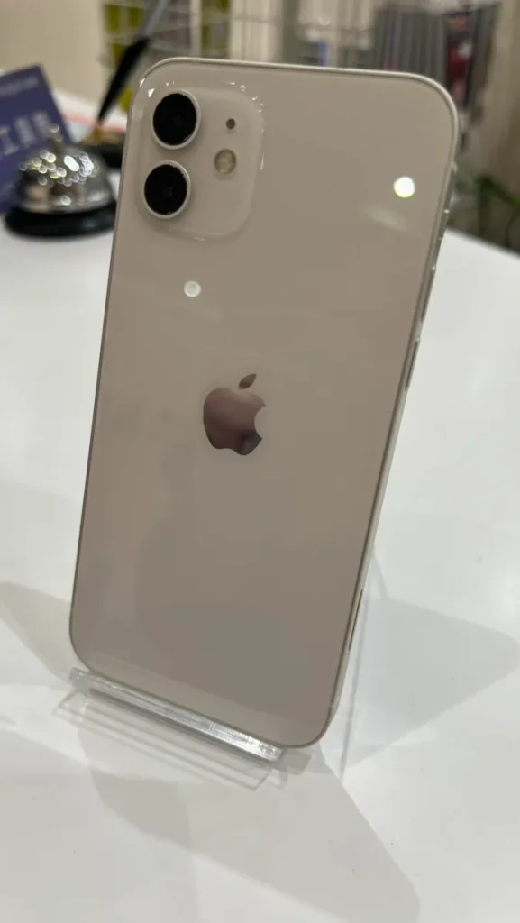 iPhone12