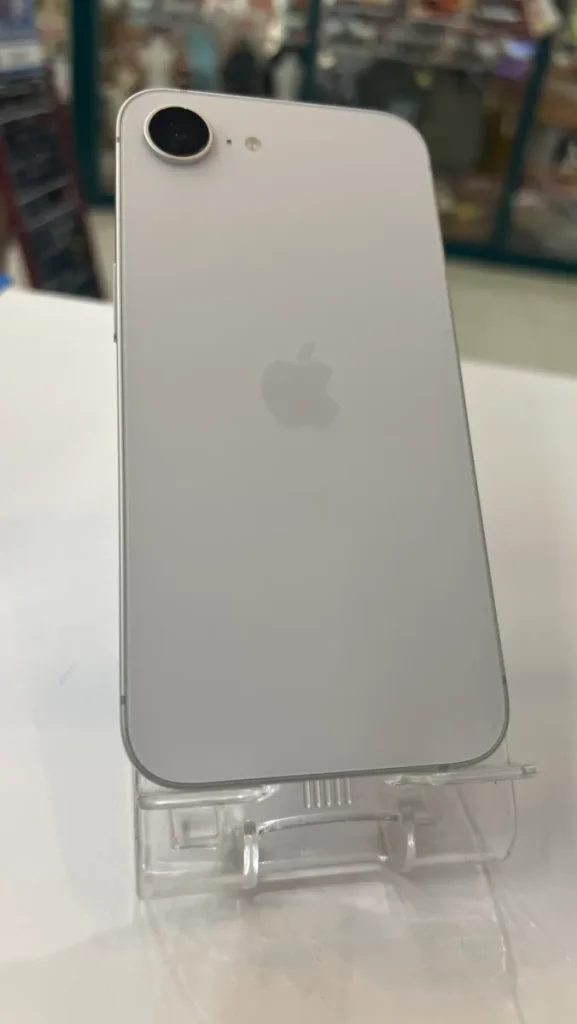 iPhone16e