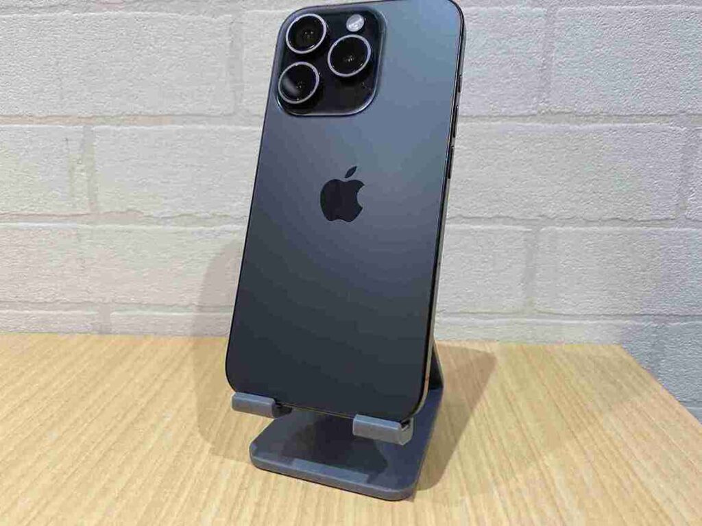 iPhone15Pro 128GB ブラックチタニウム 買取 大阪 アルファロジック