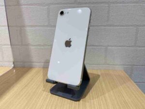 iPhoneSE3 256GB スターライト 買取 大阪　アルファロジック