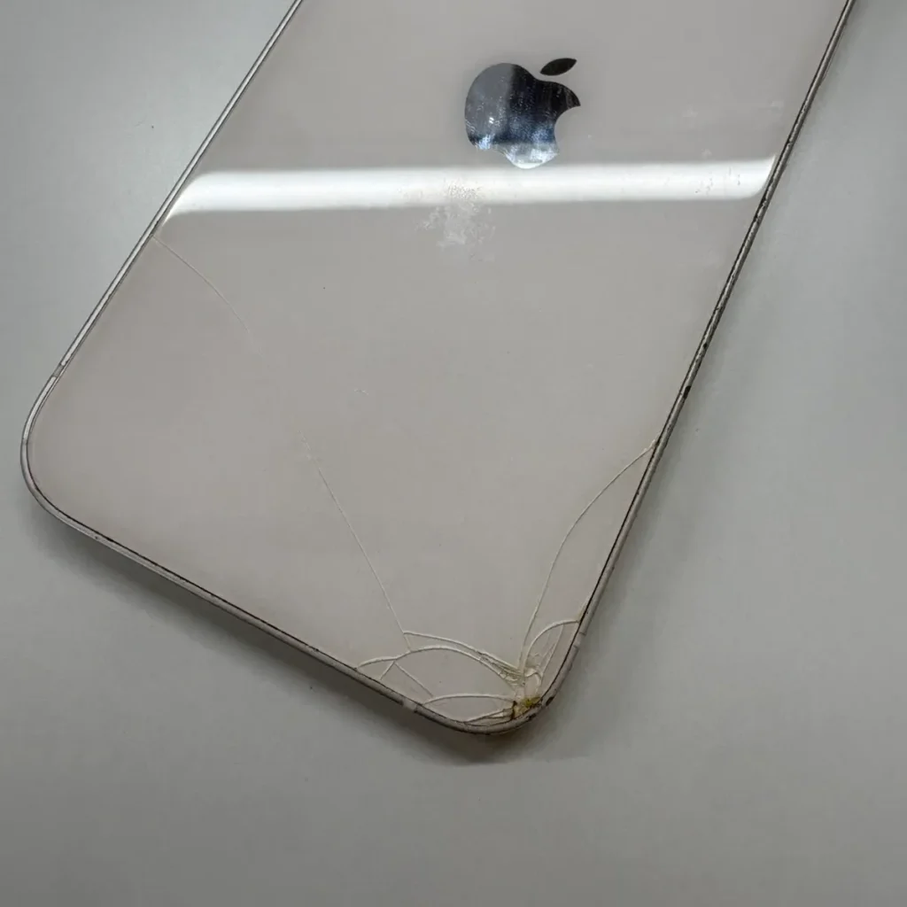 昭島　背面割れiPhone買取