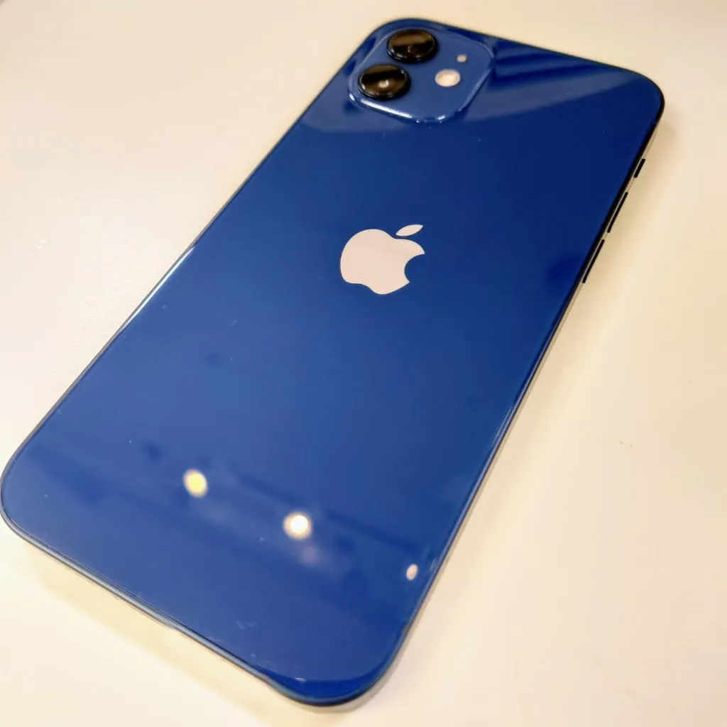 iPhone12ブルー買取