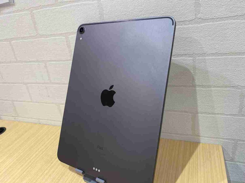 iPad Pro 11インチ　スペースグレイ　買取
