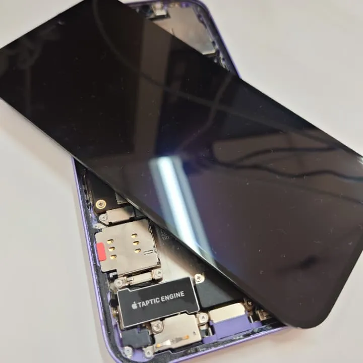 水没して起動しないiPhone12miniでも買取り可能