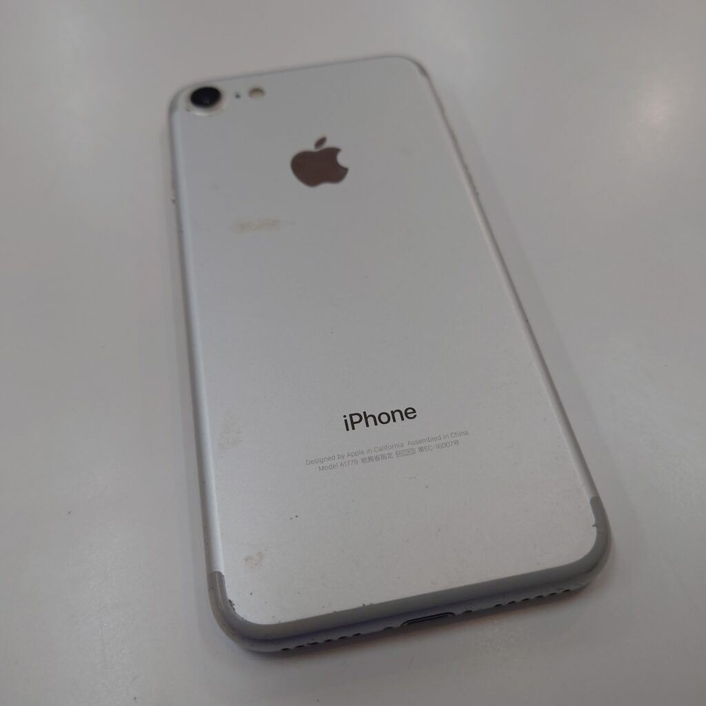 画面割れiPhone7買取